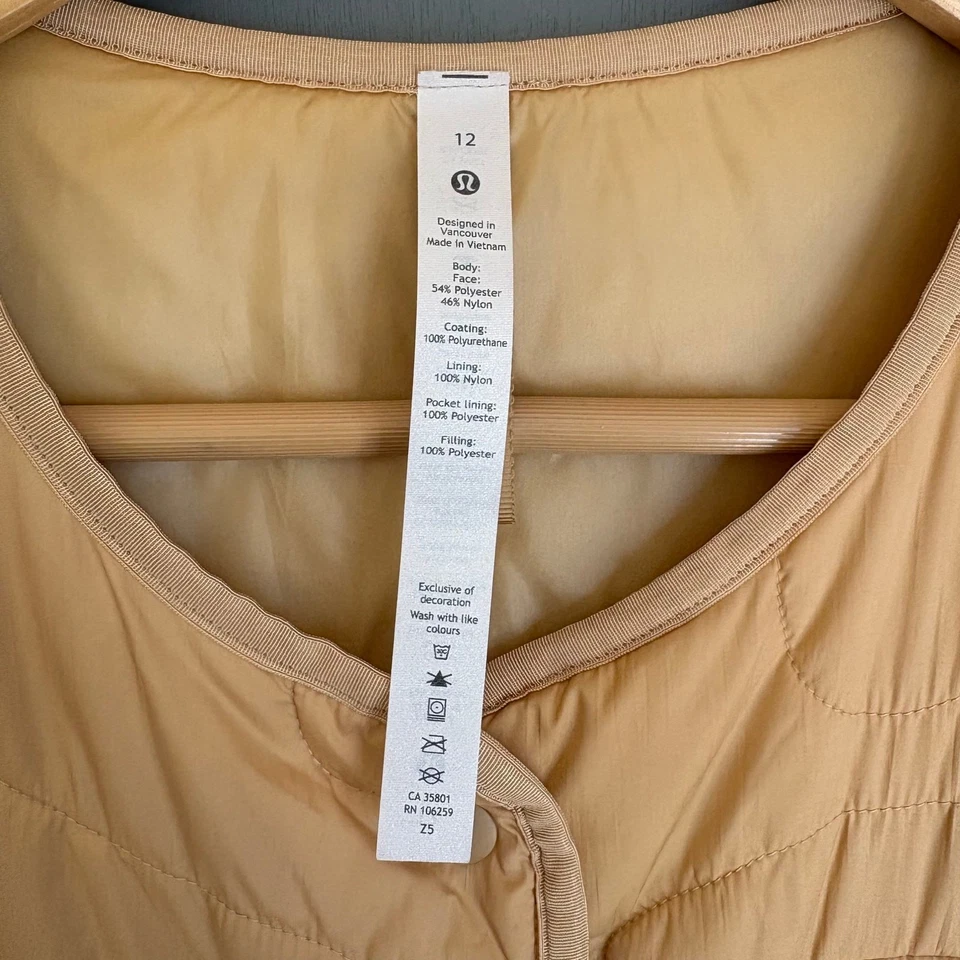 Chaleco largo acolchado a presión aislado tostado 12 LULULEMON para mujer comodidad atletista Foto 4 de 4
