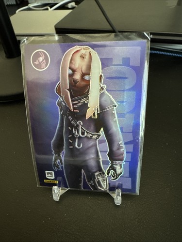 2021 Panini Fortnite Series 3 - Nitehare - Epic Outfit #155 Holo - Bild 1 von 2