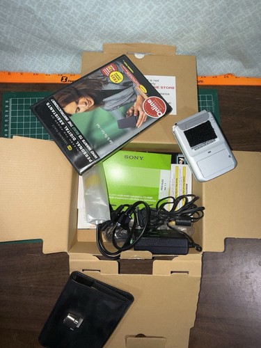 VINTAGE SONY PEG-SJ22 PALM OS 4.1 OCCASION AVEC BOITE - Photo 3 sur 4