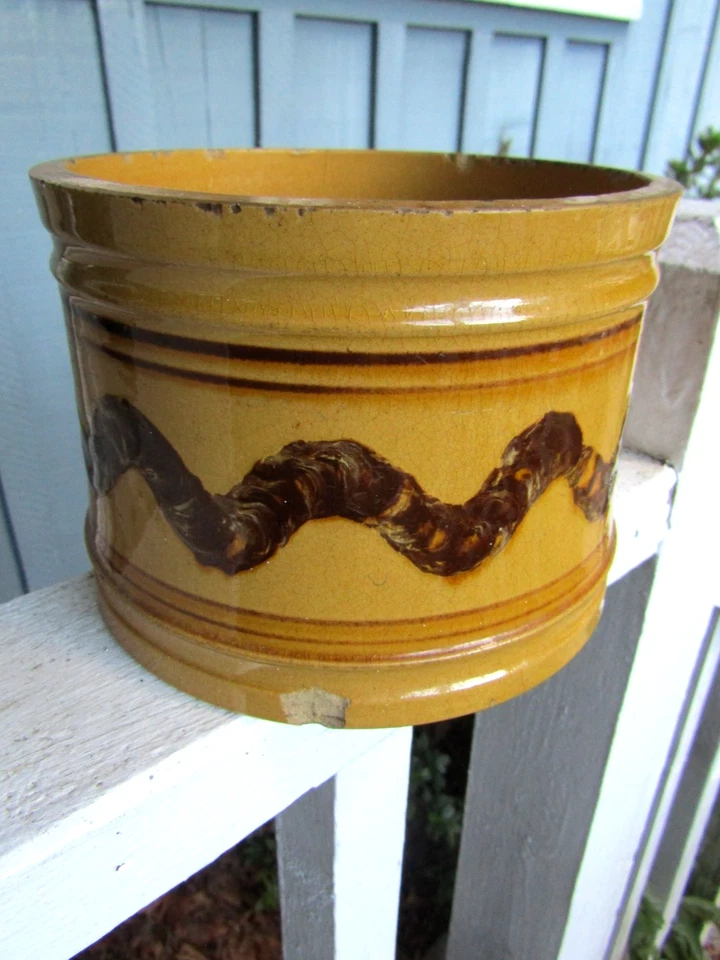 Antique Mocha Yellow Ware Storage Crock, Earthworm and line Decoration, 6.25" W - Image 3 of 4