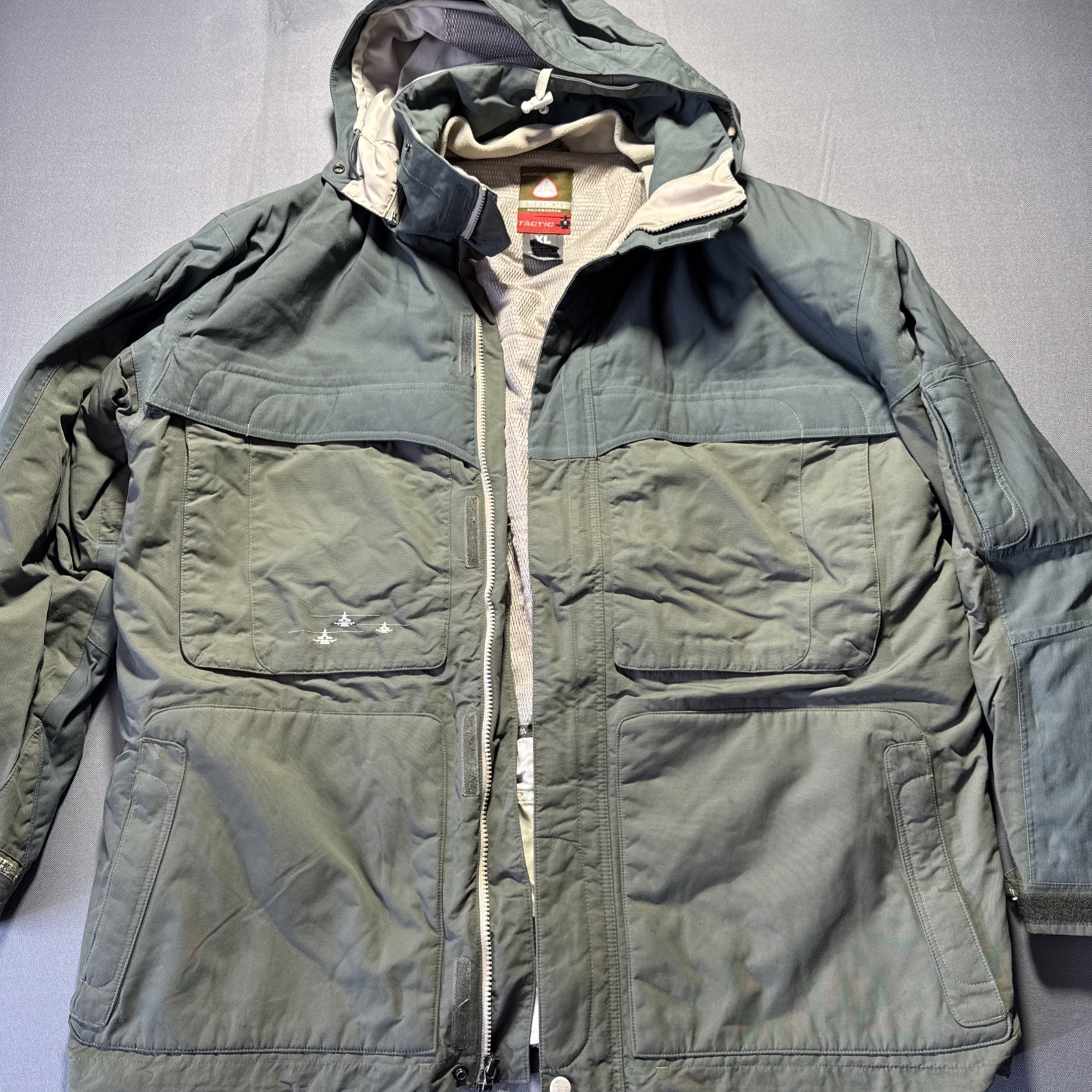 Burton Snowboards Tactic Jacket Men’s Size XL Green Hooded Full Zip Lined Coat