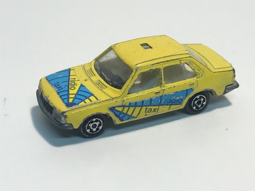 Voiture Miniature Majorette Renault 18 Taxi Jaune - Échelle 1/60 - À Restaurer - Occasion