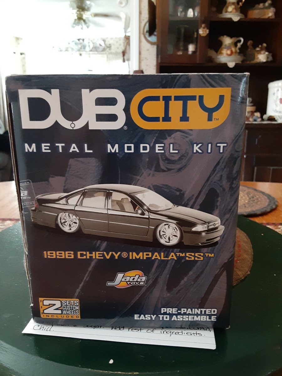 DUB CITY, DUBSHOP, 1:24 Scale 1996 Chevy Impala SS, NIB