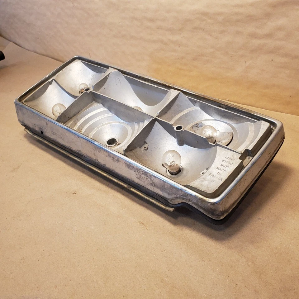 原装沃尔沃 164 262 264 Coupe Bertone 尾灯总成 CIBIE 8076U 右握 — 第 3/4 张图片