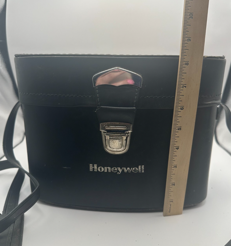 Vintage Honeywell Pentax Camera with Multiple Lenses & Carrying Case - Untested - Picture 3 of 24