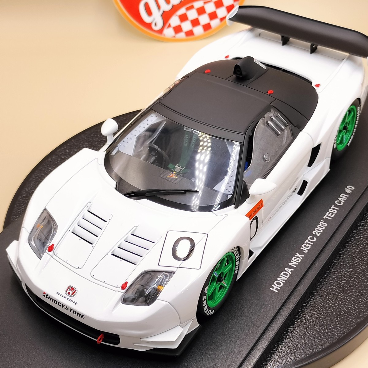 オートアート1/18 ホンダ NSX JGTC 2003 TEST CAR Autoart Honda NSX JGTC 2003 Test Car #0 1:18 - Direct Model Cars