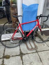 BTwin Red Triban 3 57cm 24spd Road Bike Carbon Forks