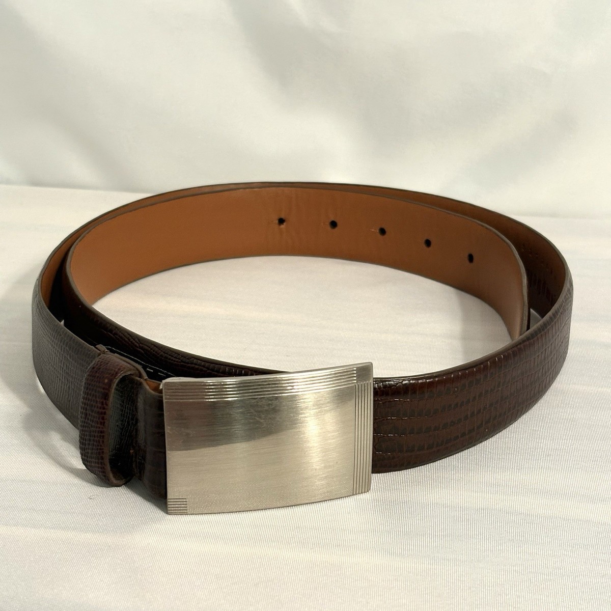 J Campbell Mens Leather Belt Brown Textured Italian Los Angeles Large 40/100 MCM