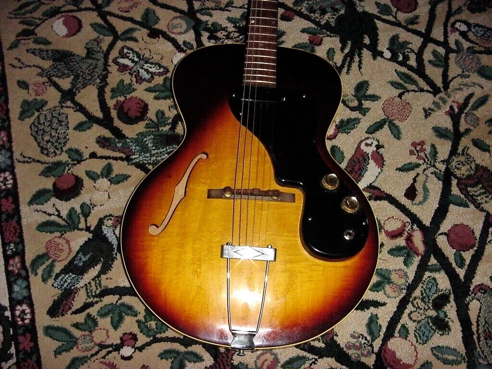 GIBSON ES 120T ARCHTOP ELECTRIC GUITAR SUNBURST HOLLOW BODY 1965 - Image 3 of 4