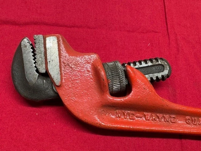 NYE Tool Heavy Duty Offset Pipe Wrench, 8", 1" Capacity, Steel  Vintage! - Image 2 of 4