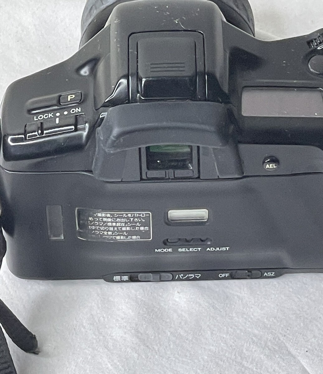 Minolta a7xi w/ AF 28-105mm Zoom Lens W/Minolta Camera Bag (Read