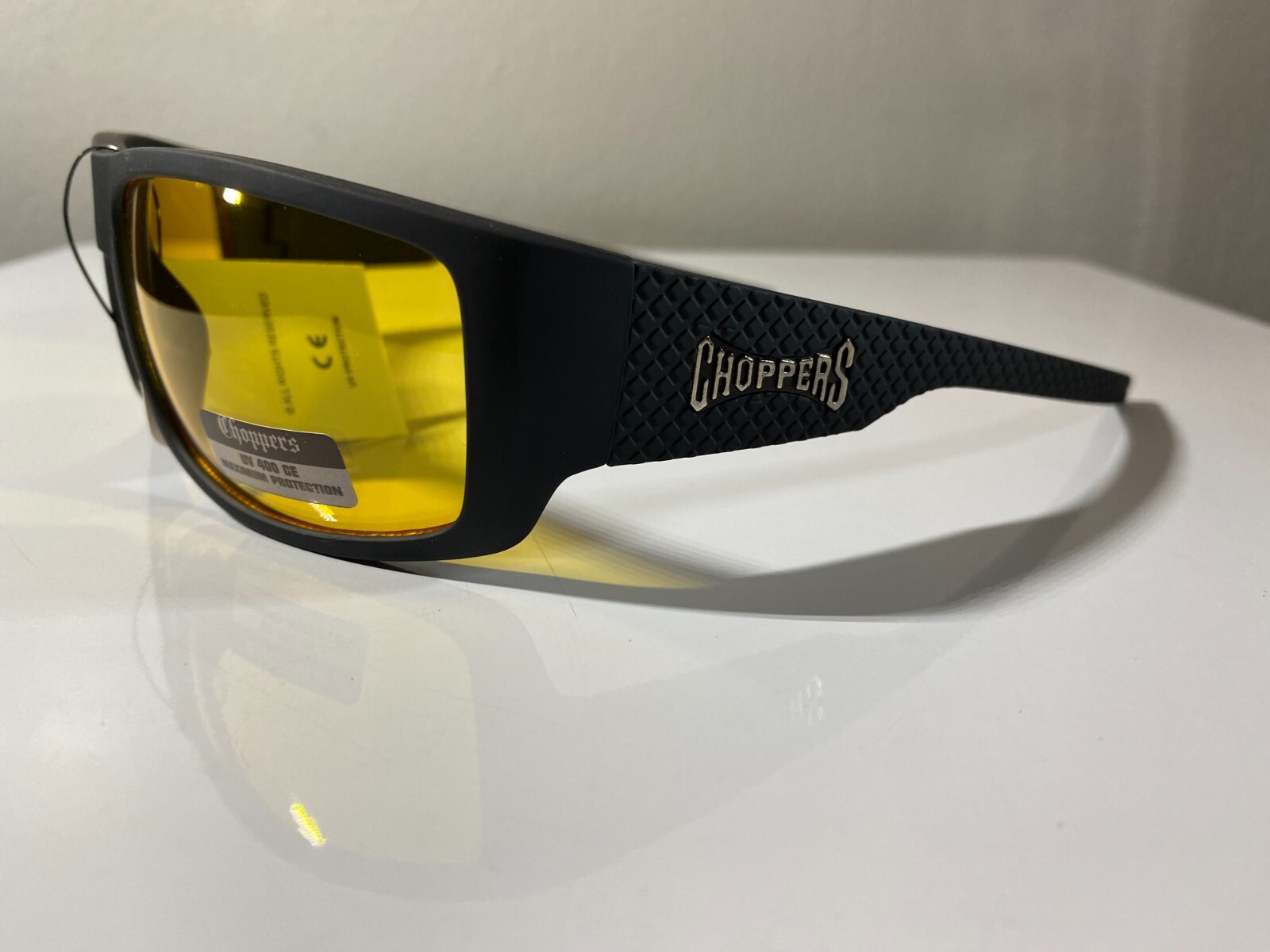 Men's popular riding sunglasses with black frame and yellow reflective lenses