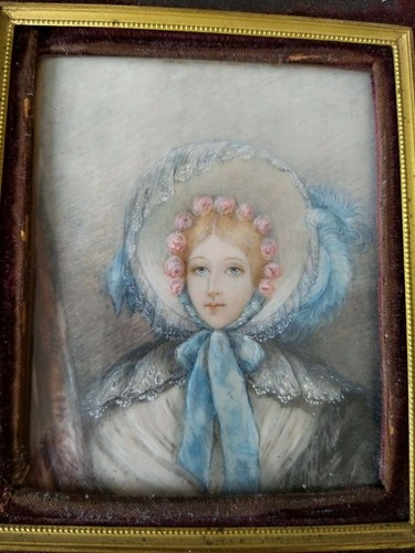 Miniatur Portrait junge Frau Hut antik 19. Jahrhundert Ormalu filigraner Rahmen - Bild 1 von 10