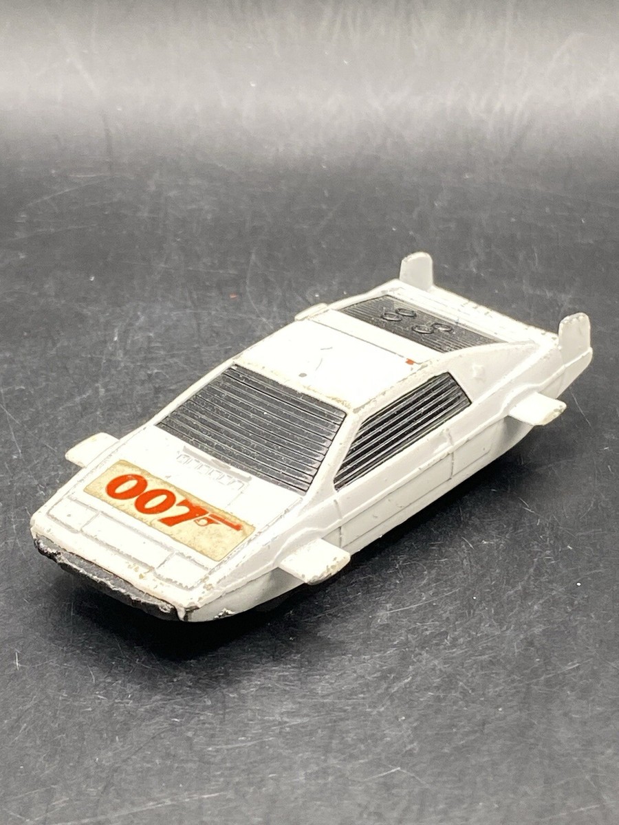 Corgi Juniors 007 Lotus Esprit The Spy Who Loved Me James Bond