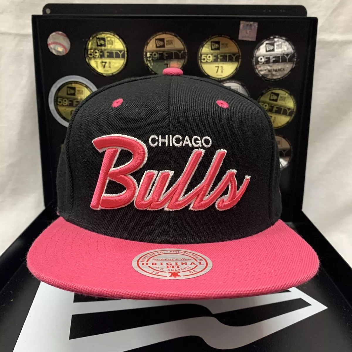 MITCHELL & NESS: BAGS AND ACCESSORIES, MITCHELL AND NESS CHICAGO