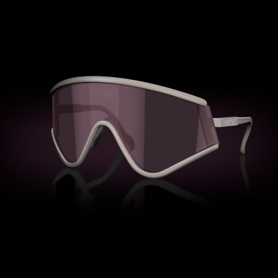 OIU Oakley Latch™ (Low Bridge Fit) L (53 - 21) with Black lenses and