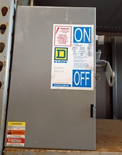 SQUARE D/PQ3606G/ Busway /Plug In Unit/60A,600VAC,3 Pole