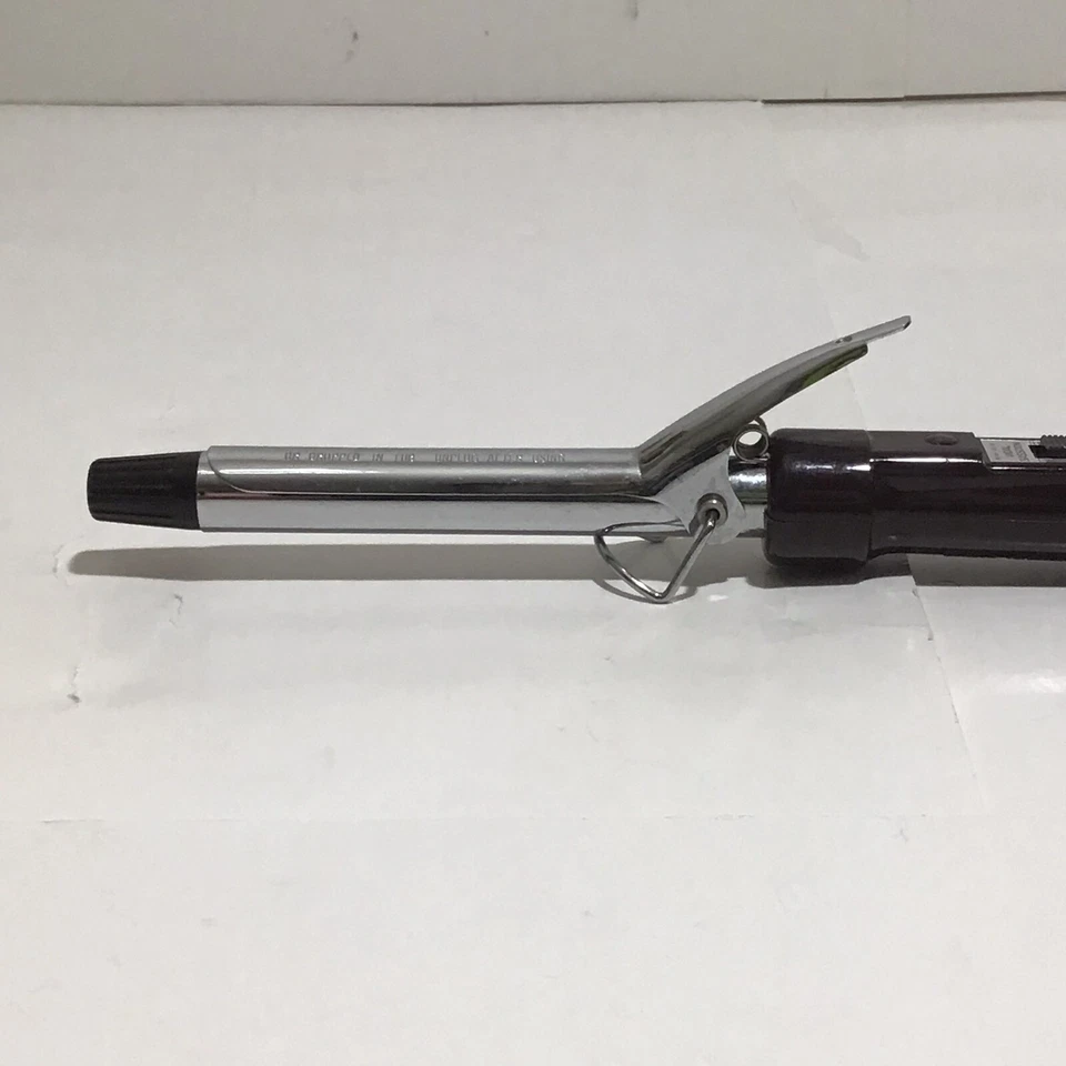 Vidal Sassoon Vintage Curling Iron  Hair Curler  With Brush Attachment And Case - Image 3 of 4