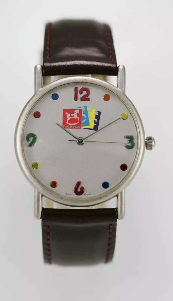 FAO Schwarz Fossil Watch Mens White Stainless Steel Silver Leather Maroon Quartz