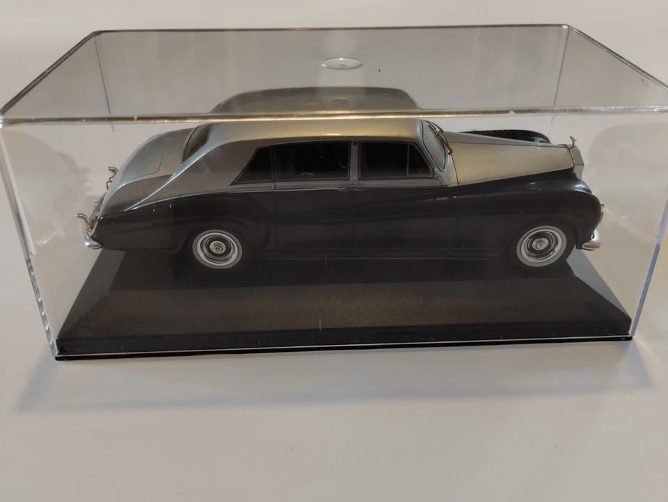 Rolls Royce Phantom VI Mulliner James Young 1970 TRUESCALE MINIATURES 1/43 - Immagine 3 di 4