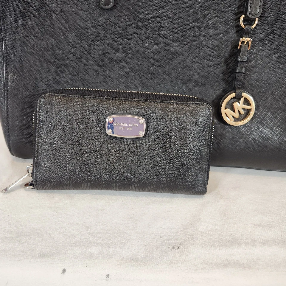 Michael Kors Jet Set Large Tote Bag Purse Saffiano Black & Continent Wallet - Image 2 of 4