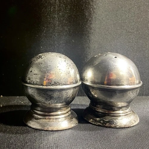 Lunt Sterling Silver Vintage Salt Shakers