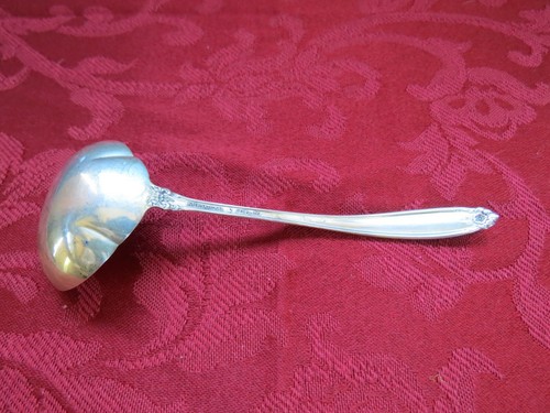Vintage Sterling Silver Solid Piece Cream Ladle Prelude 1939 -31grms - Picture 4 of 5