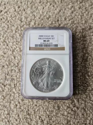 2000 (W) Brilliant $1 Silver Eagle NGC MS69 Gem from the Millennium Set