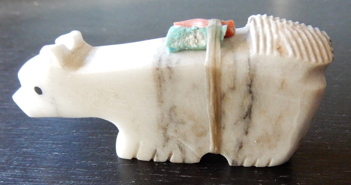 Zuni Fetish by Orville Lucio, 2 1/2
