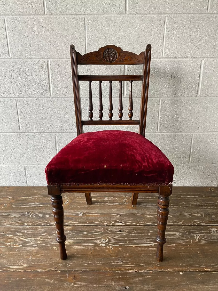 Red cheap victorian chair