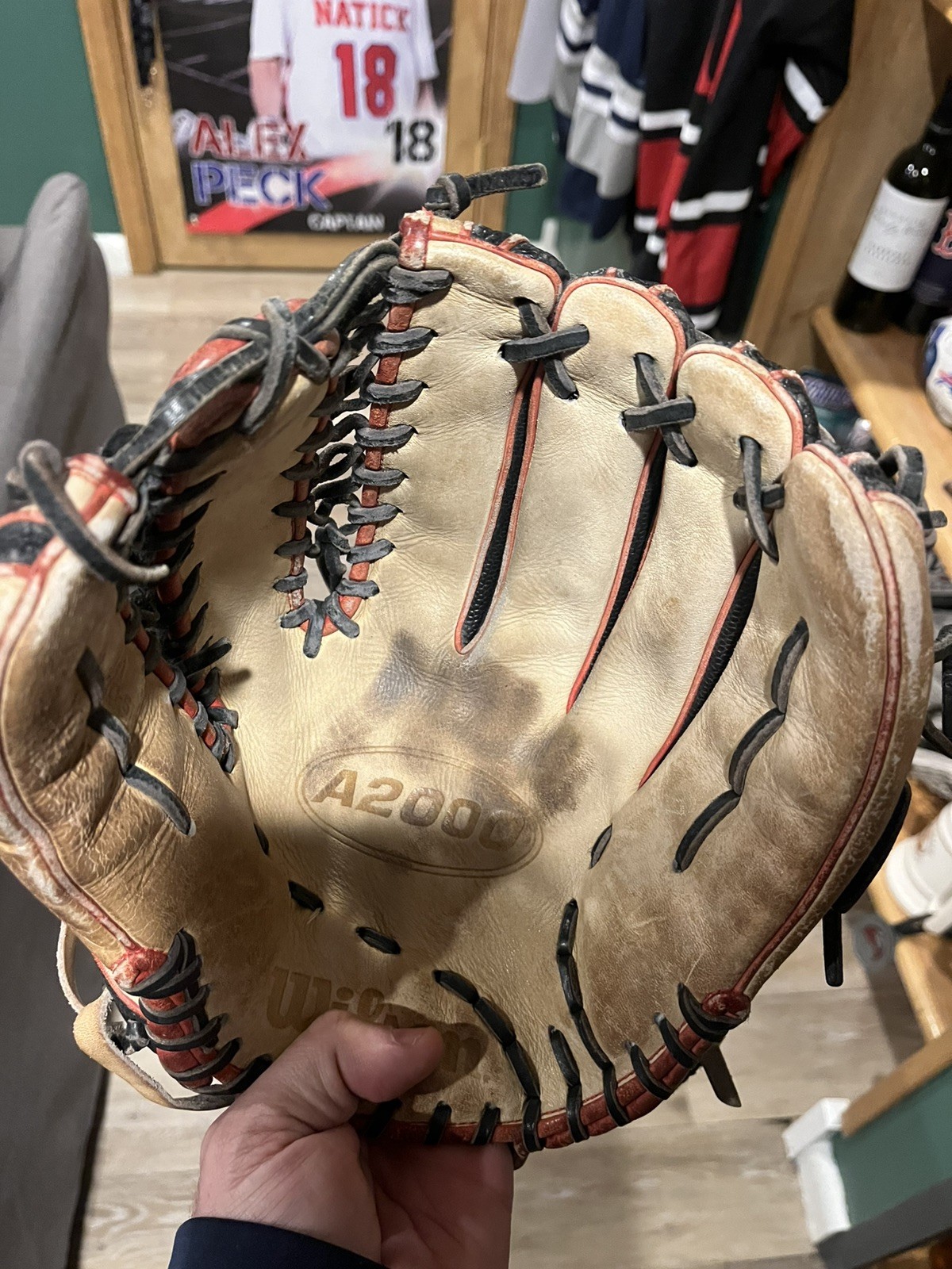 ! Beauty With All Strings, Molded For An Infielder