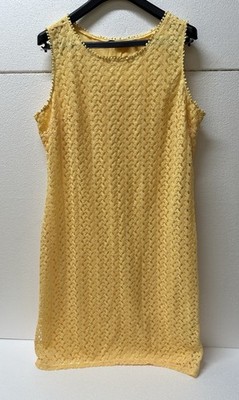 Mlle Gabrielle Yellow Lace Shift Dress Size 2X Sleeveless Lined Retro Look