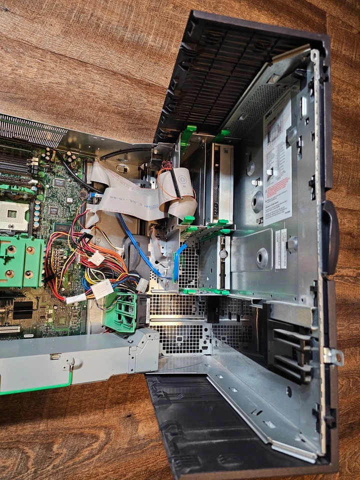 戴尔 Precision 470 专业工作站至强 2.8GHz CPU,1GB RAM — 第 3/4 张图片