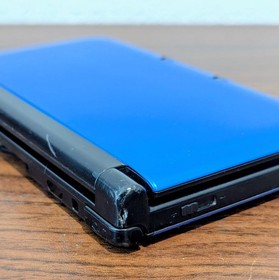 Nintendo 3DS XL Handheld System - Blue/Black (FAULTY FRONT CAMERA)