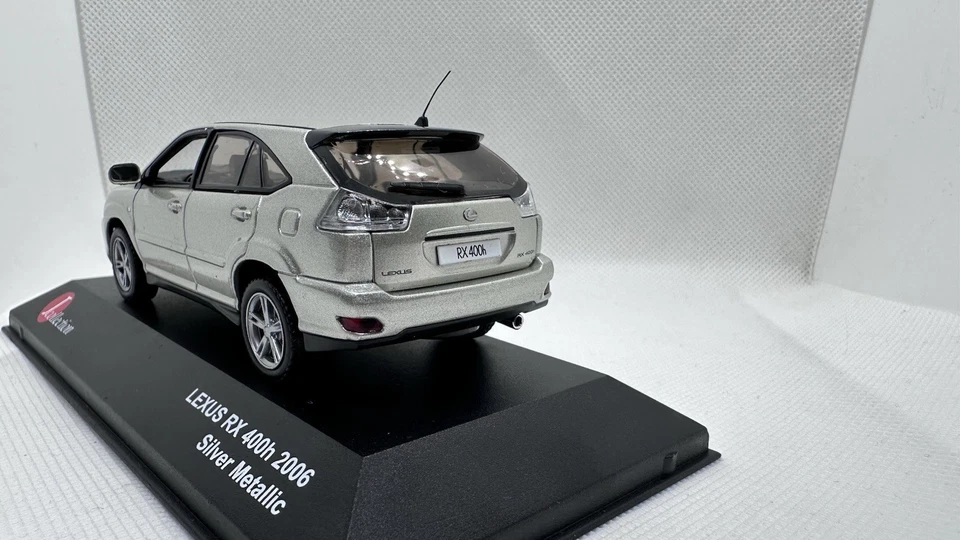 1/43 Kyosho Lexus RX400h 2006  Rare - Image 3 of 4