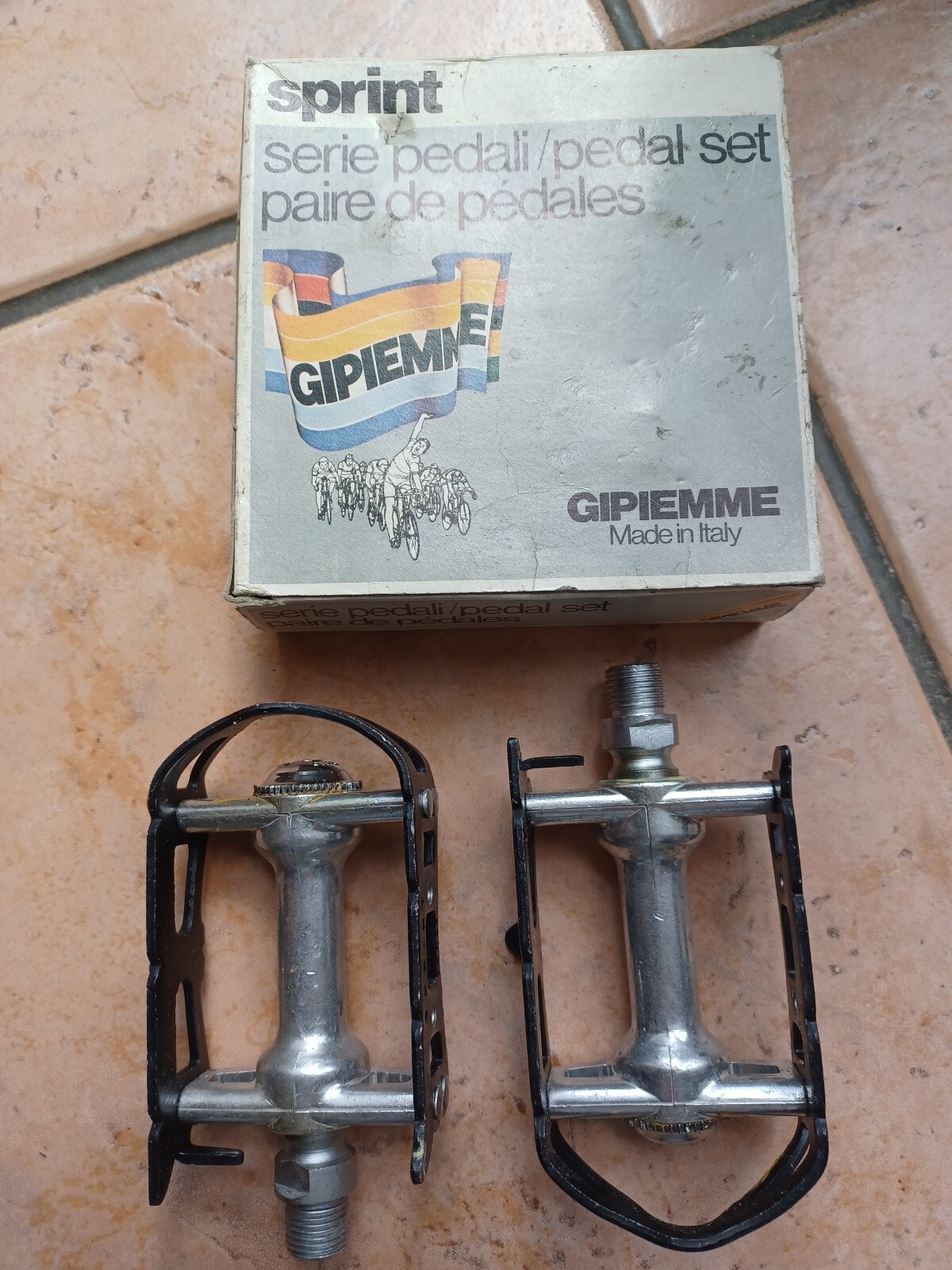 Foto 1 di 15