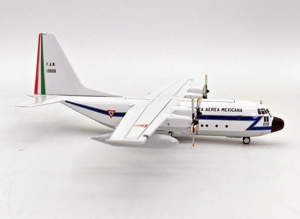 Mexico Air Force / Lockheed C-130A Herc. / FAM10609 / EAV609 / 1:200 *LAST PCS* - Image 2 of 3