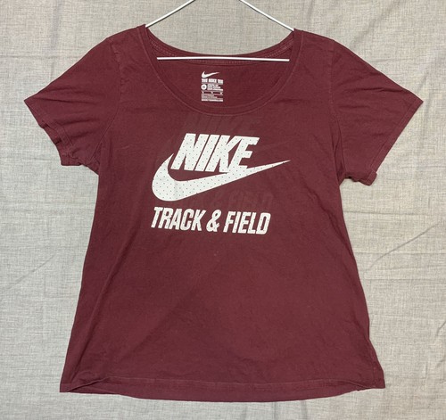 Nike Track \u0026 Field T Shirt Athletic Cut 