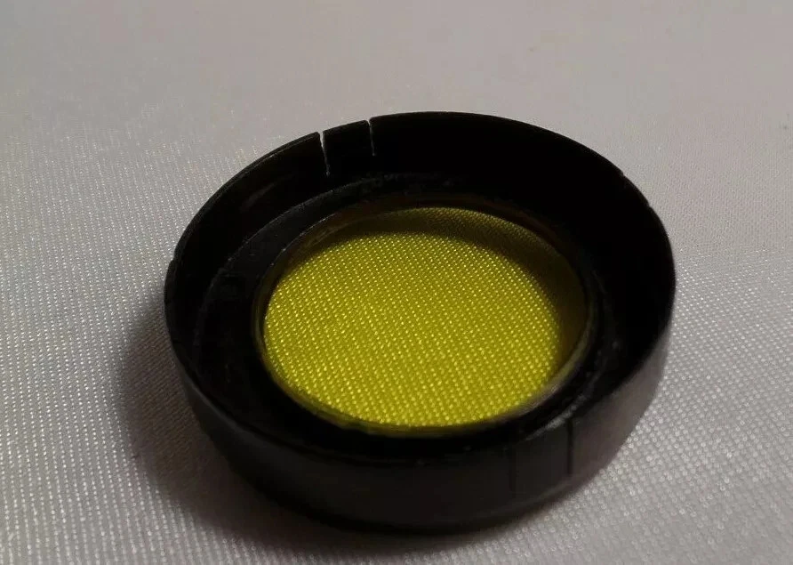 a Yellow 17 RIGA Slip On Ø36mm Russian Vintage Light Filter of Elmar Lens 1187 - Image 2 of 2