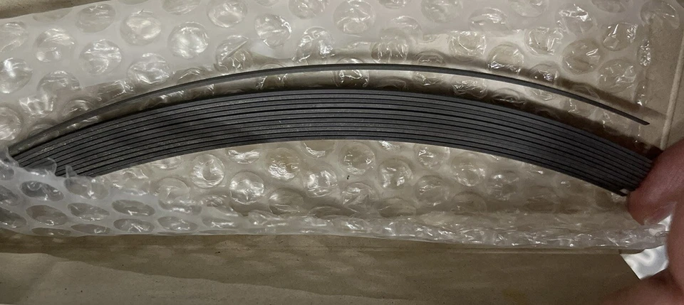 Sellos laterales del motor rotativo Mazda 1974-1985 1011-23-151A OEM RX2 RX3 RX4 RX5 RX7 Foto 2 de 2