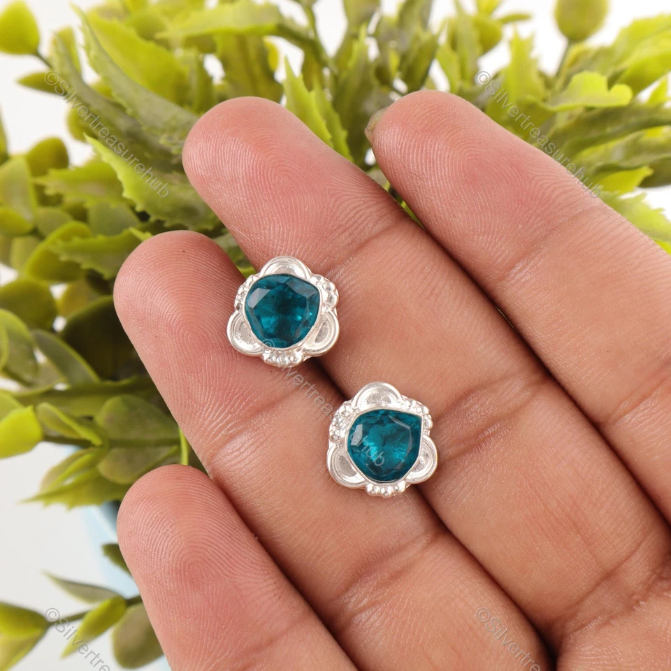 喉轮心形磷灰石纯银耳钉订婚耳环 — 第 3/4 张图片