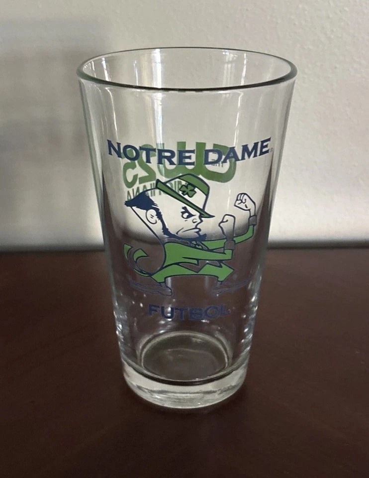 NOTRE DAME LUCHA IRLANDESA CERVEZA Vidrio Pinta De Colección Fútbol Fútbol Fútbol CW25 De Colección Foto 3 de 4