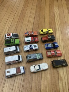 VINTAGE 1969 70s 80S HOT WHEELS - 15 CAR LOT