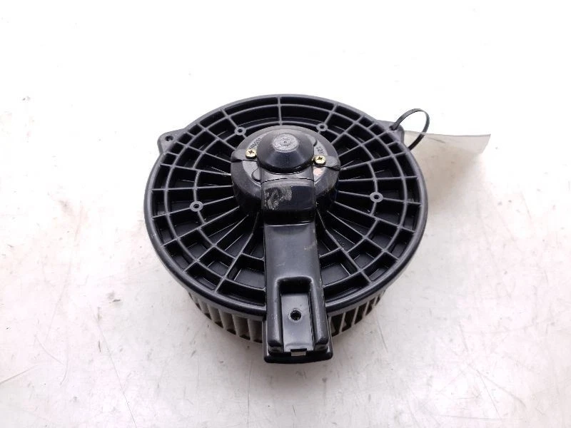 01-05 MOTOR SOPLADOR LEXUS IS300 AC  Foto 3 de 4