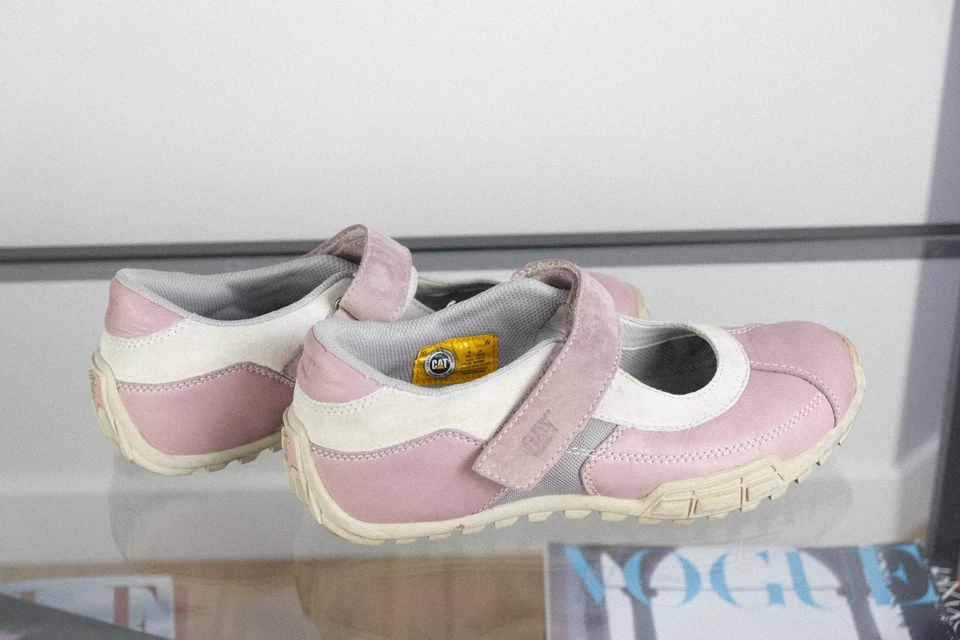 Trendy Pink CAT Mary Jane Ballet Flats – Size 39 (Wide Fit) - Image 3 of 4