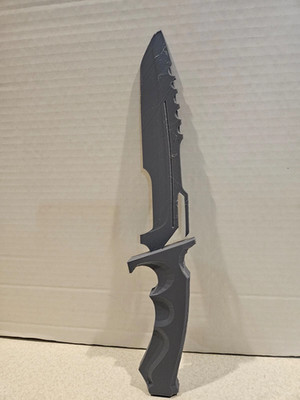 Horror Inspired Cosplay Knife Display Piece 1:1 Scale 3D Printed