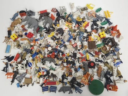 Vintage Original Spare Figures For Corgi Husky Dinky + Matchbox Lesney Toys