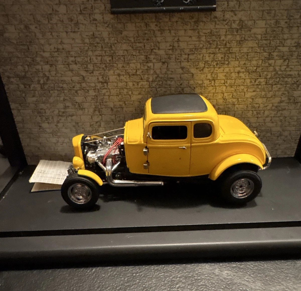 Franklin Mint Ford 1932 Contemporary Manufacture Cars, Trucks