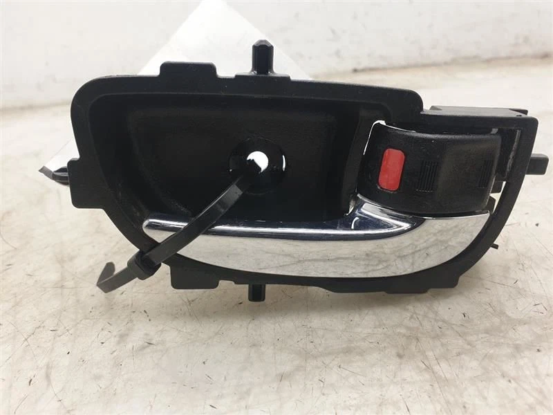 Toyota Corolla S-Prem 2016 lado del pasajero puerta trasera manija interior  Foto 2 de 4