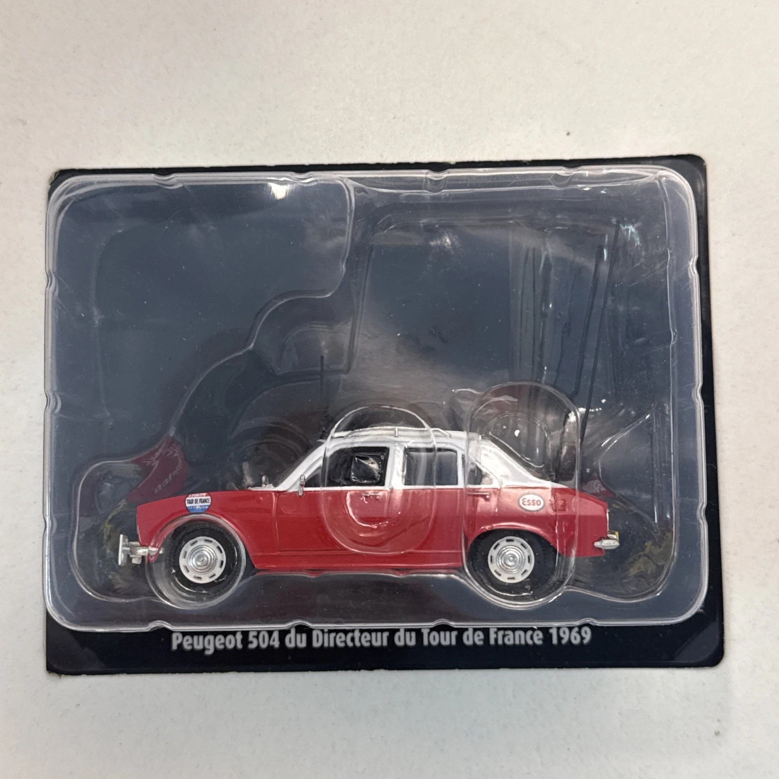 Voiture Miniature Peugeot 504 Du Directeur Du Tour De France 1969 Échelle 1/43